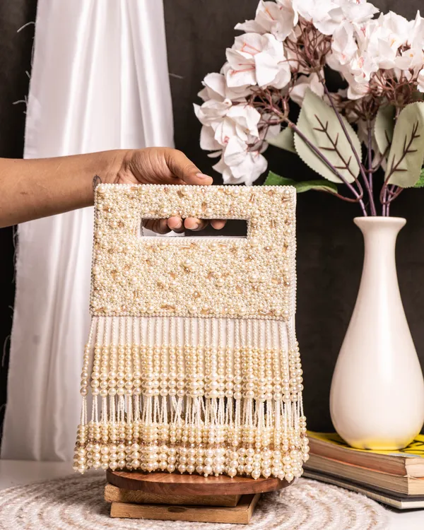 Noor_Jahan_Regal_Crimson_Beaded_Fringe_Clutch